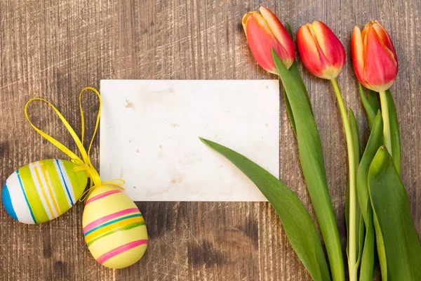 Paaseieren Lente Tulpen Blanco Kaart Voor Kopieerruimte — Stockfoto