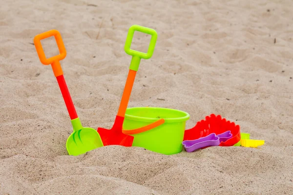 Immagine Vacanza Giocattoli Spiaggia Bambini Sulla Sabbia — Foto Stock