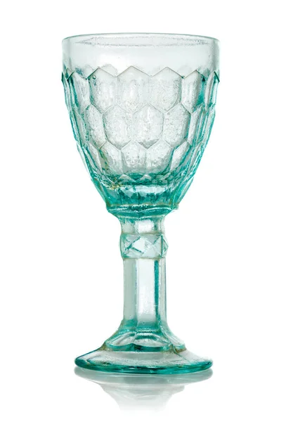 Blaues Weinglas Mit Kristallmuster Isoliert Auf Weißem Hintergrund — Stockfoto