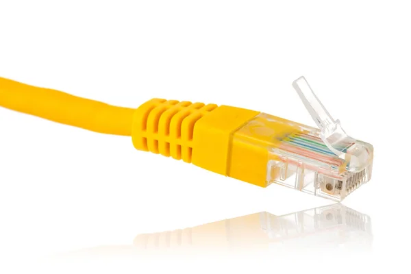 Крупним Планом Жовтий Мережевий Кабель Ethernet Білому Тлі Простором Тексту — стокове фото