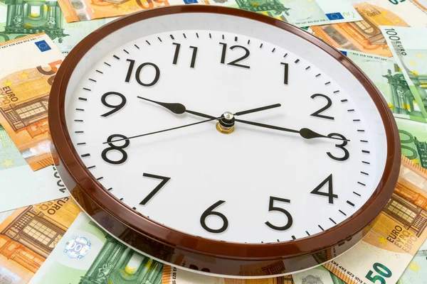 Relógio Notas Euro Tempo Conceito Dinheiro — Fotografia de Stock