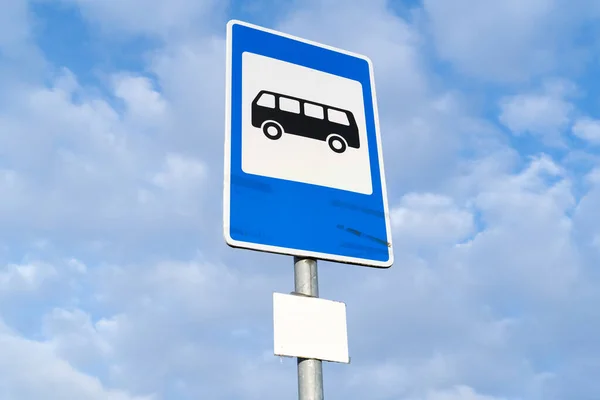 Blue White Bus Stop Sign Europe Sky Background — Stock Photo, Image