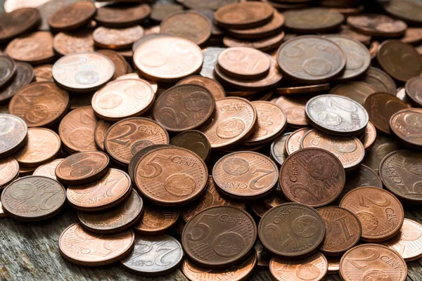 Detailní Záběr Hromádka Euromincí — Stock fotografie
