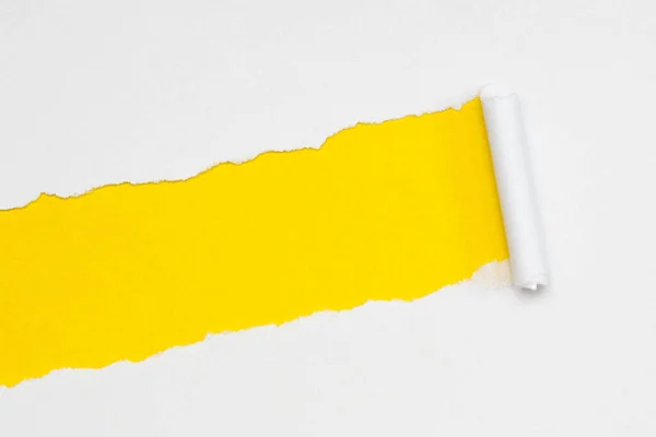 Conceito Papel Rasgado Branco Amarelo Espaço Cópia — Fotografia de Stock