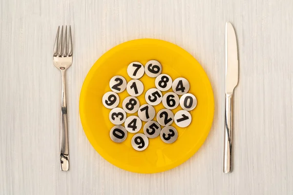Gabel Messer Und Teller Mit Zahlen Wissenshunger Gehirn Ernährungs Konzept — Stockfoto