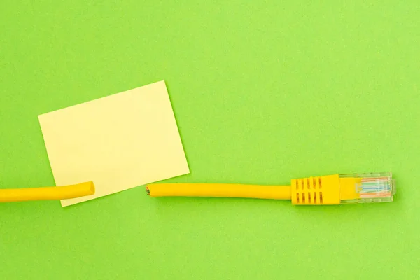 Cut Network Cable Blank Sticky Note Your Text — Stock Photo, Image