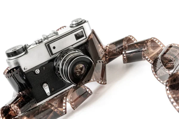Oude Filmcamera Een Rol Film Witte Achtergrond — Stockfoto