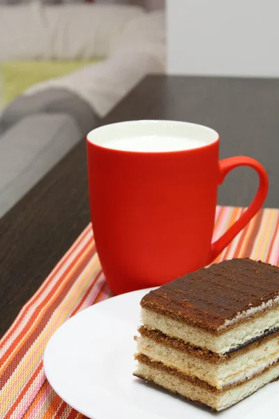 Tiramisu Sponge Cake Cup Milk — Stock Photo, Image