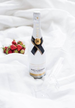 Odessa, Ukrayna - 23 Mayıs 2018: Moet ve Chandon buz İmparatorluk cham