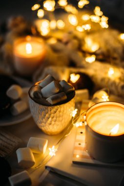 Rahat ev kış düzenleme, Marshmallow ile ev yapımı kakao 