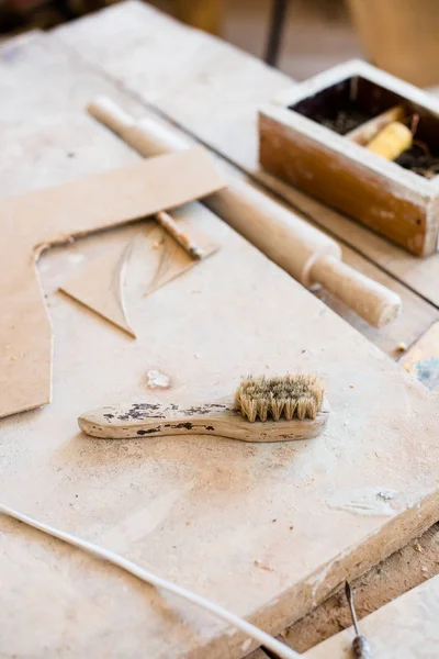 Escultores detalhes oficina de arte, srtists acessórios de estúdio — Fotografia de Stock