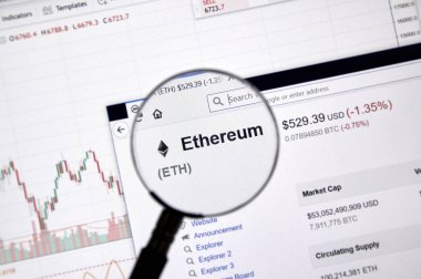 Montreal, Kanada - 20 Haziran 2018: Ethereum kripto para birimi ana sayfa. Cryptocurrency hangi şifreleme teknikleri oluşturmak ve fon transferi için kullanılan dijital bir para birimidir. Site - ethereum.org