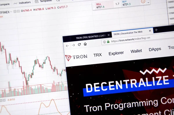 Montreal, Kanada - 20 Haziran 2018: Tron kripto para birimi ana sayfa. Cryptocurrency hangi şifreleme teknikleri oluşturmak ve fon transferi için kullanılan dijital bir para birimidir. Sitesi - tron.network