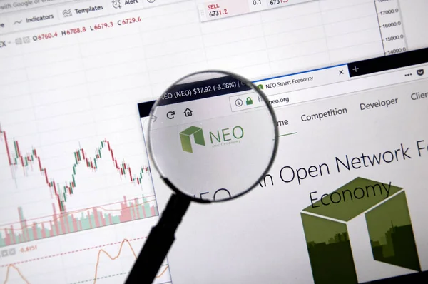 Montreal, Kanada - 20 Haziran 2018: Neo kripto para birimi ana sayfa. Cryptocurrency hangi şifreleme teknikleri oluşturmak ve fon transferi için kullanılan dijital bir para birimidir. Sitesi - neo.org