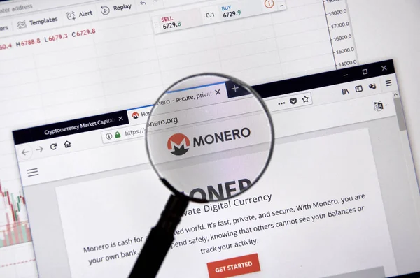 Montreal, Kanada - 20 Haziran 2018: Monero kripto para birimi ana sayfa. Cryptocurrency hangi şifreleme teknikleri oluşturmak ve fon transferi için kullanılan dijital bir para birimidir. Sitesi - getmonero.org