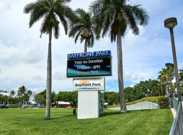 Miami Amerikai Egyesült Államok 2018 Augusztus Bayfront Park Egy Állami — Stock Fotó