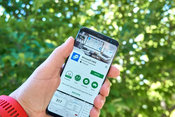 Монреаль Канада Августа 2018 Года Приложение Microsoft Oms Android Экране — стоковое фото