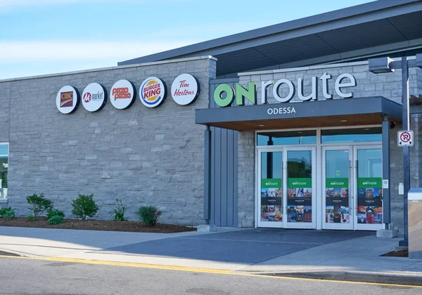 Ontario Canad Július 2018 Ban Onroute Szolgáltatás Épület Onroute Egy — Stock Fotó