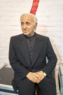 Montreal, Kanada - 23 Eylül 2018: Charles Aznavour bir Fransız-Ermeni şarkıcı, söz yazarı, aktör, kamu eylemci ve diplomat. Balmumu Müzesi Grevin Montreal, Quebec, Kanada