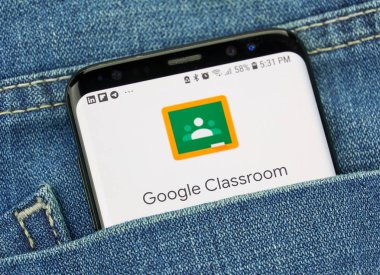Montreal, Kanada - 4 Ekim 2018: Google sınıf s8 ekranda. Hizmet okullar için geliştirilen bir ücretsiz web araçtır. Google internet hizmetleri çeşitli sağlayan bir teknoloji şirketidir.