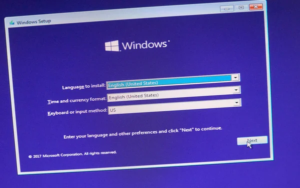 Montreal Canada Novembro 2018 Processo Instalação Sistema Operacional Windows Uma — Fotografia de Stock