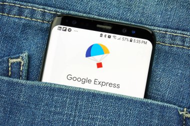 Montreal, Kanada - 4 Ekim 2018: Google Express s8 ekranda. Google Express, alışveriş bir hizmettir. Google internet hizmetleri sunar bir Amerikan teknoloji şirketidir.