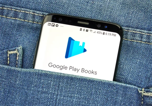 画面上のモントリオール カナダ 2018 Google Play ブックス アプリ Google Play ブックスは電子ブックのデジタル配信サービスです — ストック写真