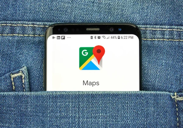Montreal Kanada Października 2018 Aplikacji Mapy Google Ekranie Google Jest — Zdjęcie stockowe