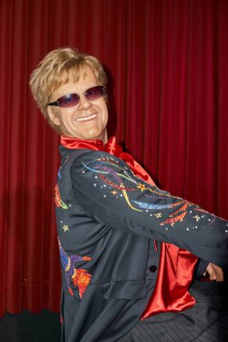 Montreal, Kanada - 23 Eylül 2018: Sir Elton Hercules John, İngiliz şarkıcı, piyanist ve besteci. Balmumu Müzesi Grevin Montreal, Quebec, Kanada