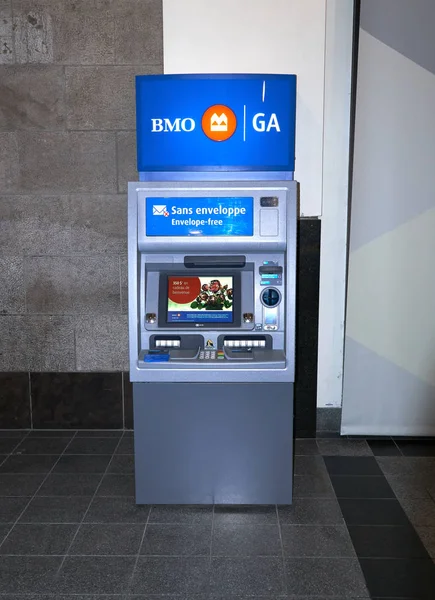 Montreal Canada October 2018 Bank Montreal Atm Bank Montreal Bmo — Stock Photo, Image
