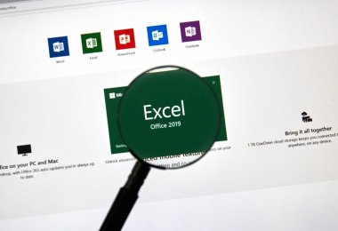 Montreal, Kanada - 10 Ocak 2019: Microsoft Office Excel 2019. Microsoft Office 2019 Microsoft Office, bir üretkenlik paketi, sonraki Office 2016 yeni sürümüdür