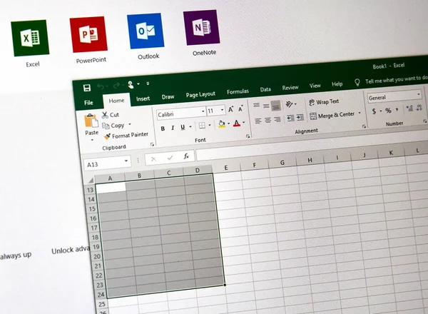 Montreal Canadá Enero 2019 Microsoft Office 2019 Hoja Cálculo Excel — Foto de Stock