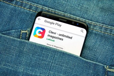 Montreal, Kanada - 23 Aralık 2018: Clevr Samsung s8 ekran android app. Clevr sınırsız dergi erişim sağlayan bir dijital platformdur.