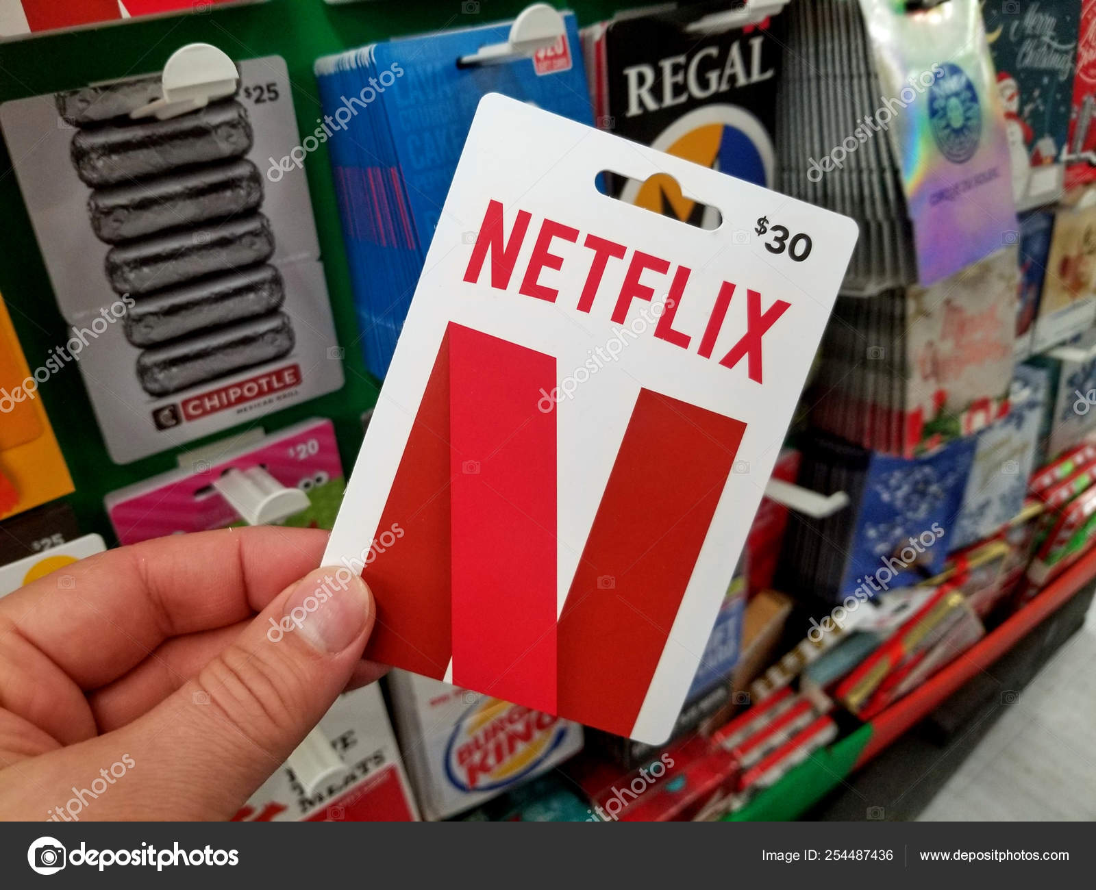 Netflix Gift Card In A Hand Stock Editorial Photo C Dennizn 254487436 - roblox gift card brasil