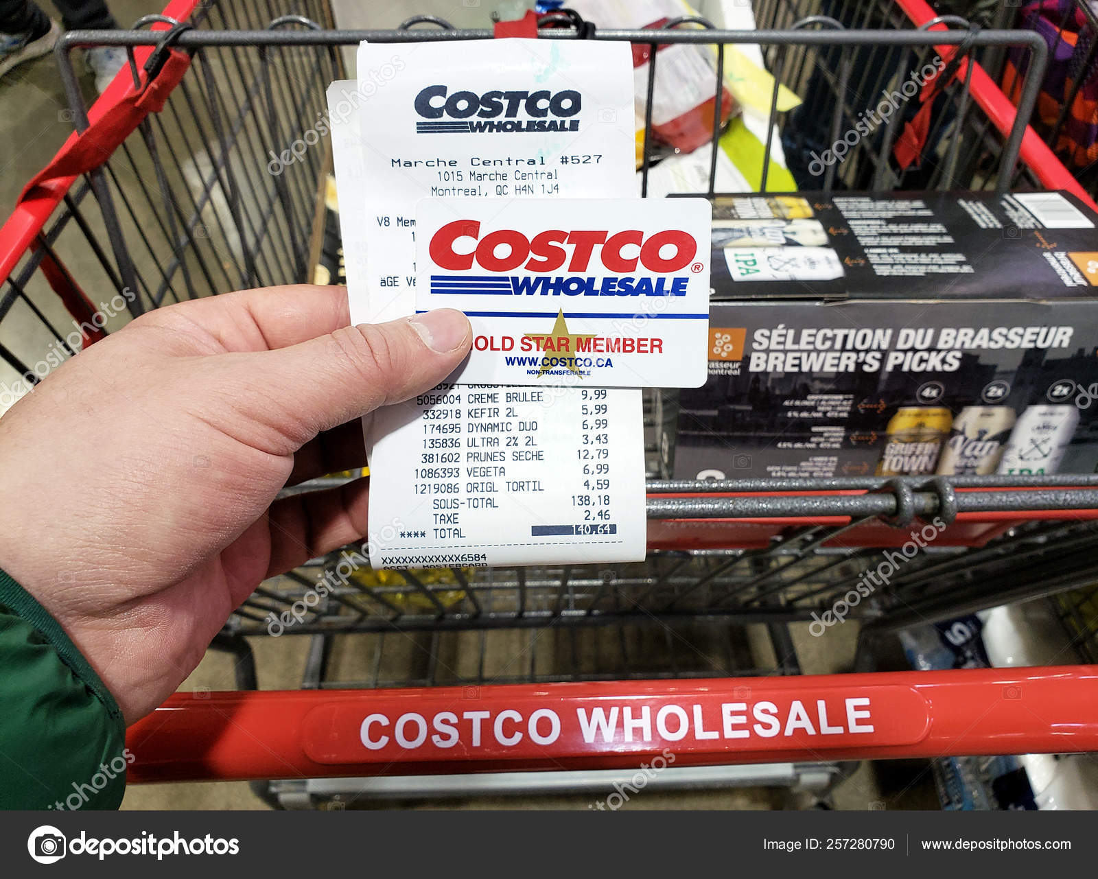 Costco Receipt And Membership Card Stock Editorial Photo C Dennizn 257280790 - roblox gift card costco canada