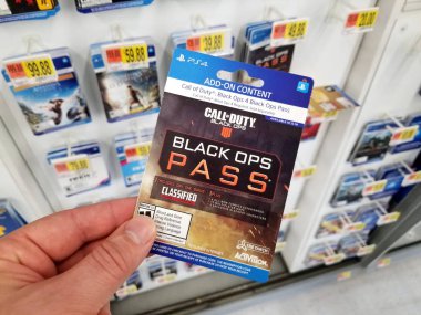 Bir elinde bir video oyunu Hediye kartı