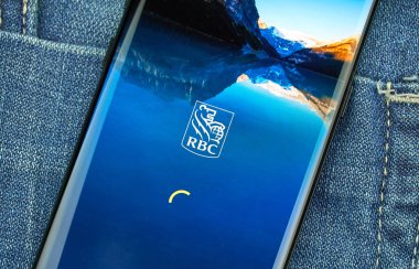 Samsung s8 Üzerinde Rbc mobil uygulaması.