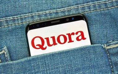 Samsung s8 Quora mobil uygulaması.