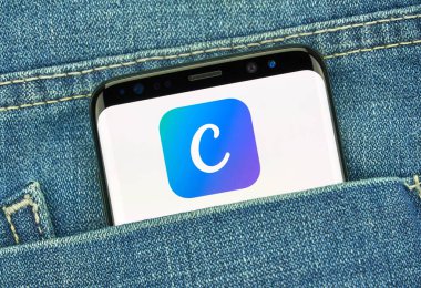 Samsung s8 Canva mobil uygulaması.