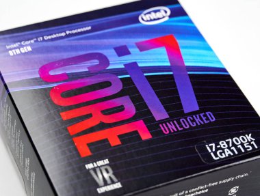 Intel logosu ve Cpu