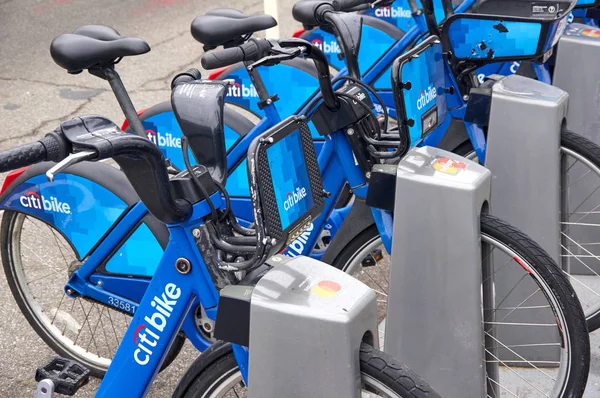 Alquiler de bicicletas en NY — Foto de Stock