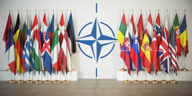 NATO. Kuzey Atlantik Antlaşması Örgütü ve sembol memebers bayrakları. 3D çizim
