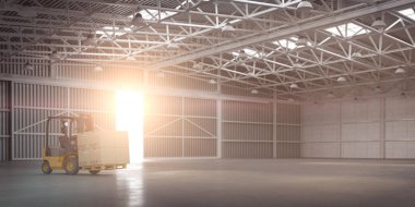 Boş bir depo ya da kapısında forklift ve güneş ışığı olan bir depo. 3d illüstrasyon
