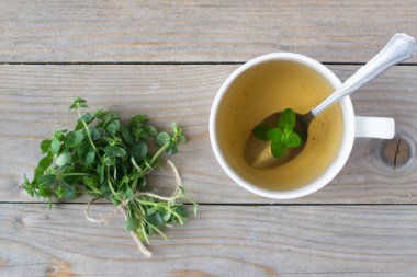 Kekik çayı ve demet kekik