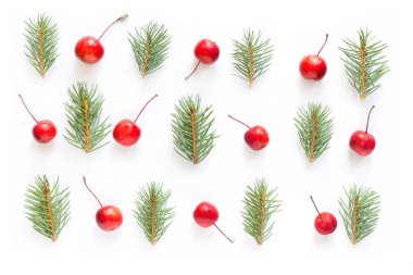 Çam ağaçlarının dalları ve elma ile Noel arka plan