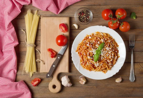 Plate Pasta Ingredients Wood Background Texture — Stock Photo, Image