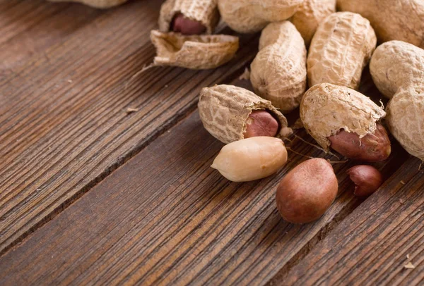 Peanuts Shells Wood Background — Stock Photo, Image