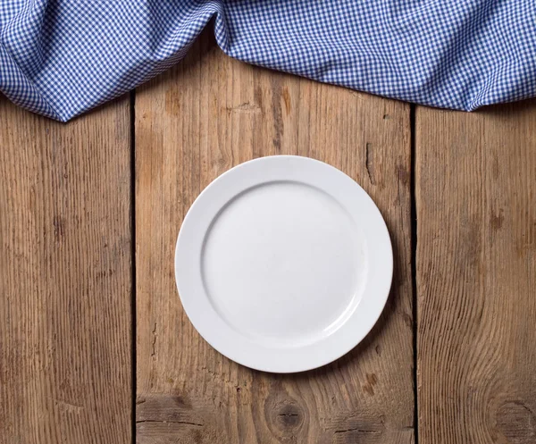 Assiette Vide Sur Nappe Sur Table Bois — Photo