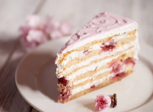 ピンクのケーキのクローズ アップ — ストック写真