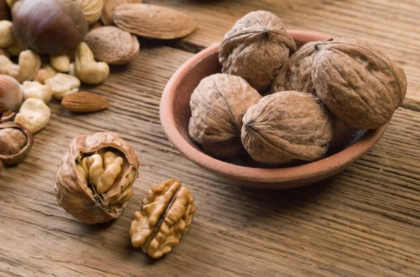 Walnuts Rustic Old Wooden Table — Stock Photo, Image